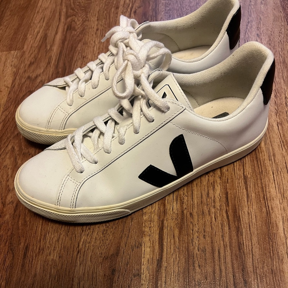 Veja Sneakers